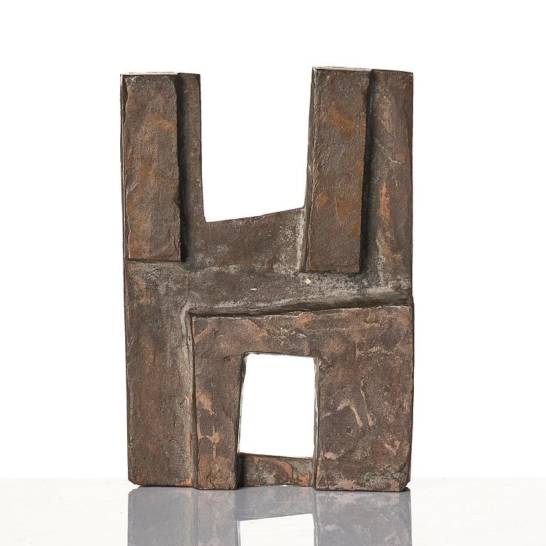 Robert Adams, "Rectangular Bronze Form No. 1".