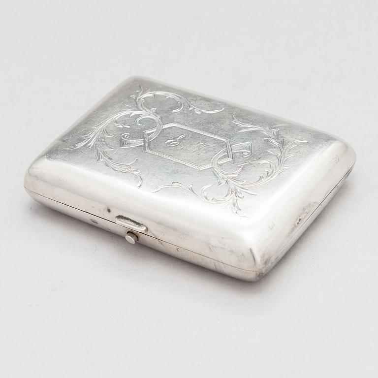 Johan Olof Molnberg, Cigarettetui, silver, Torneå 1898.