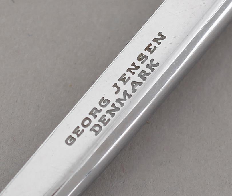 DRUVSAX, silver, Sigvard Bernadotte, Firma Georg Jensen, Köpenhamn, efter 1945, svenska importstämplar.