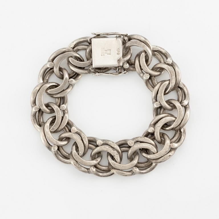 Bracelet, bismarck link, silver.