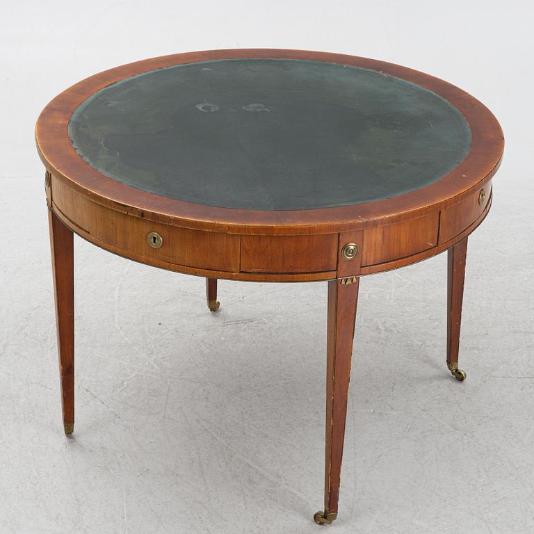Table, so-called carousel table, circa 1900.