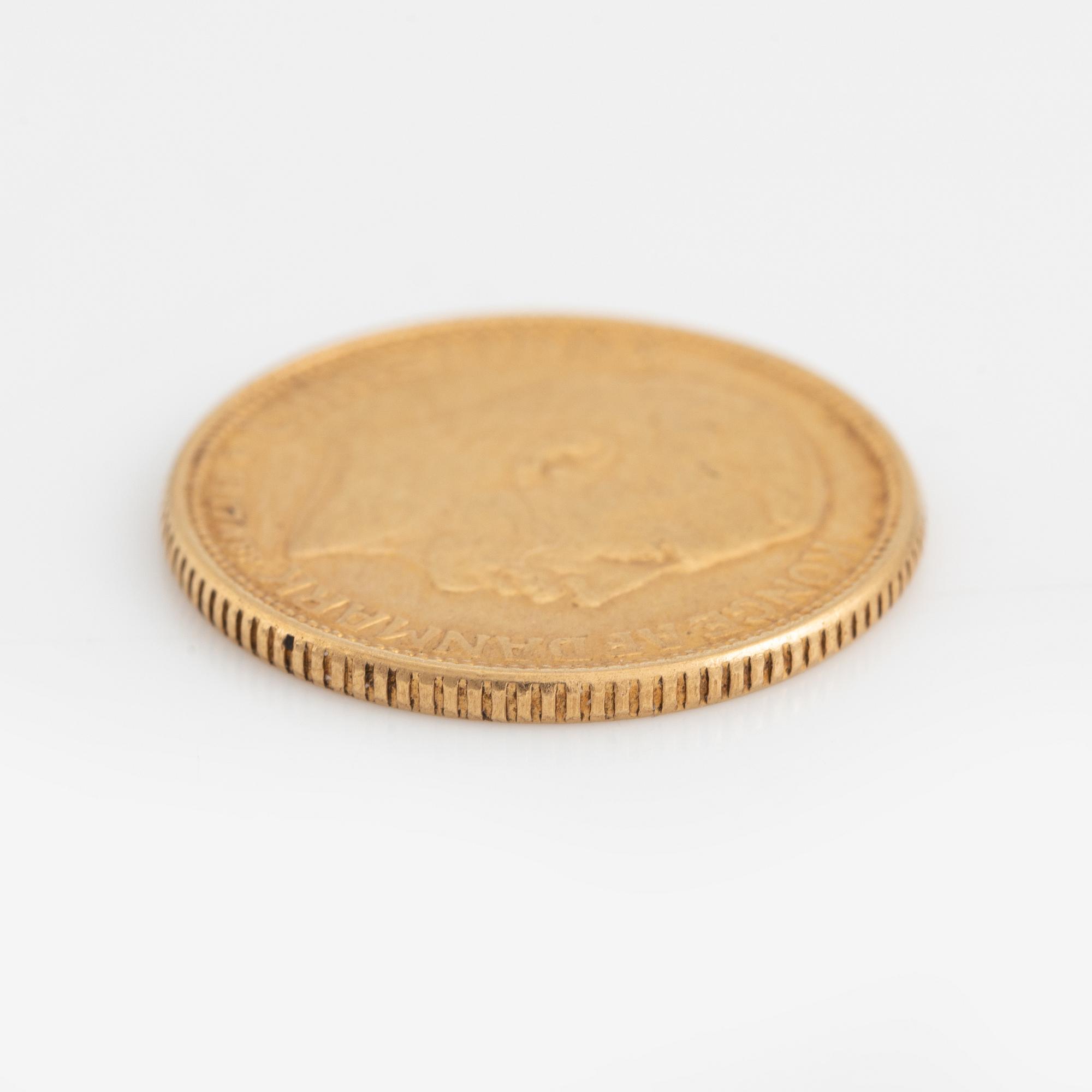A Danish gold coin, 10 kroner 1917.