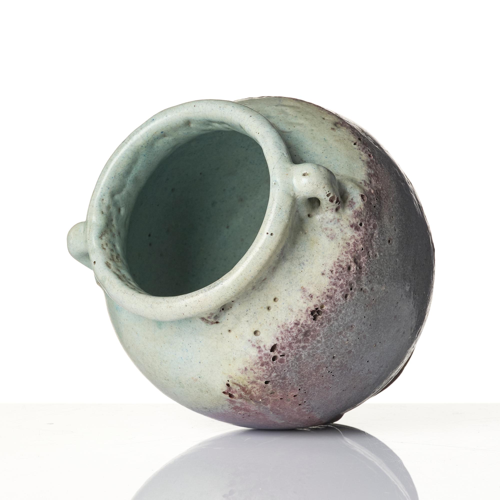 Kruka, keramik. Jun, troligen sen Mingdynasti.