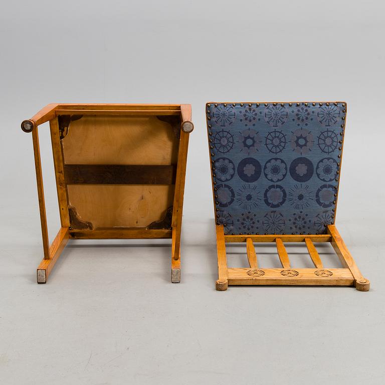 YRJÖ BLOMSTEDT, BORD OCH SEX STOLAR. Formgivna av Yrjö Blomstedt, 1902.