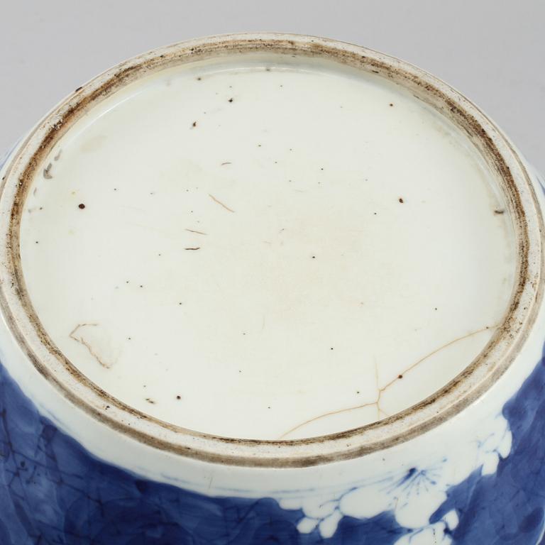 BOJAN, porslin, Kina, 1700-tal.