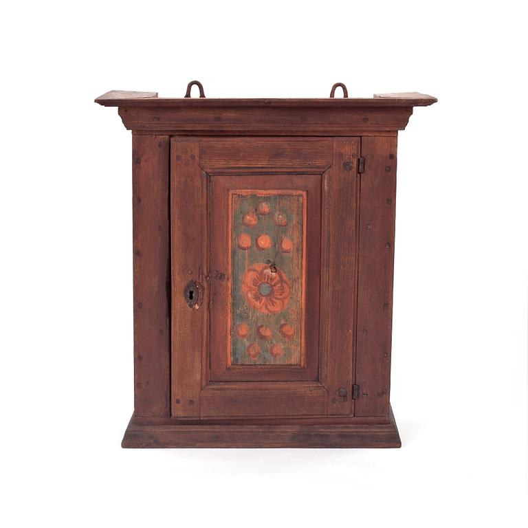 VÄGGSKÅP, allmoge. Monogram och daterat 1810.