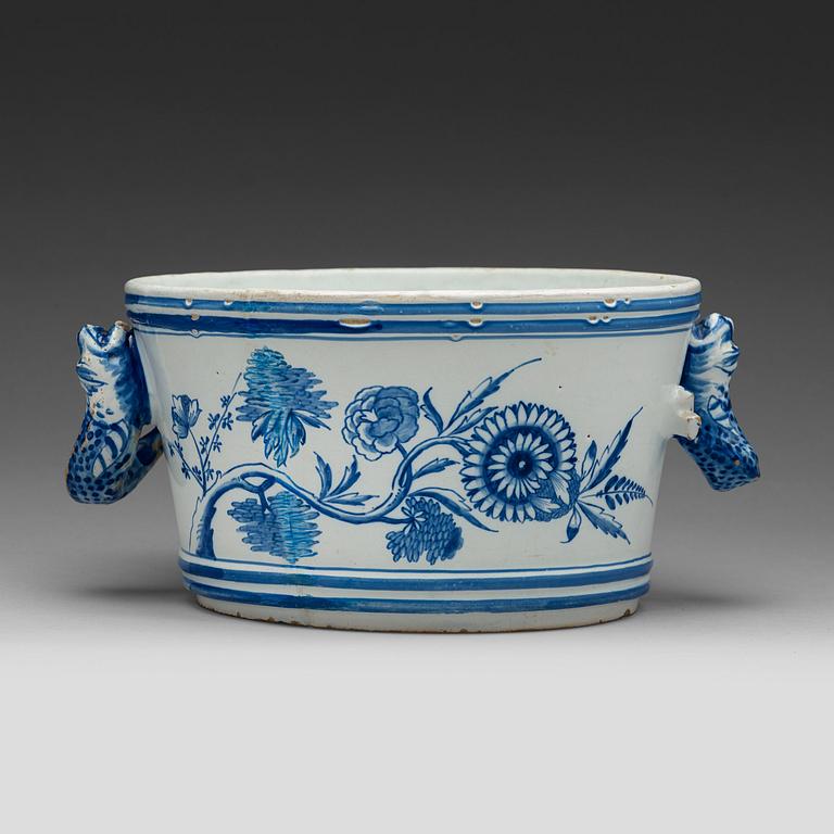 Rörstrand, A faience tureen, Rörstrand, 18th Century, dated 25/7 (17)51.