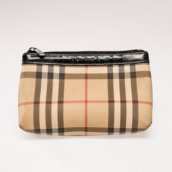 VÄSKA och NECESSÄR, Burberry.