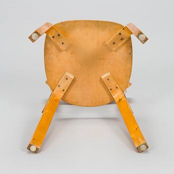 Alvar & Aino Aalto, kirjoituspöytä ja tuoli, malli "69", Artek, 1950/60/70-luku.