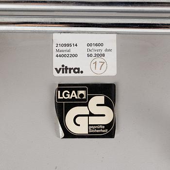 A collection of Vitra, 7 pieces.