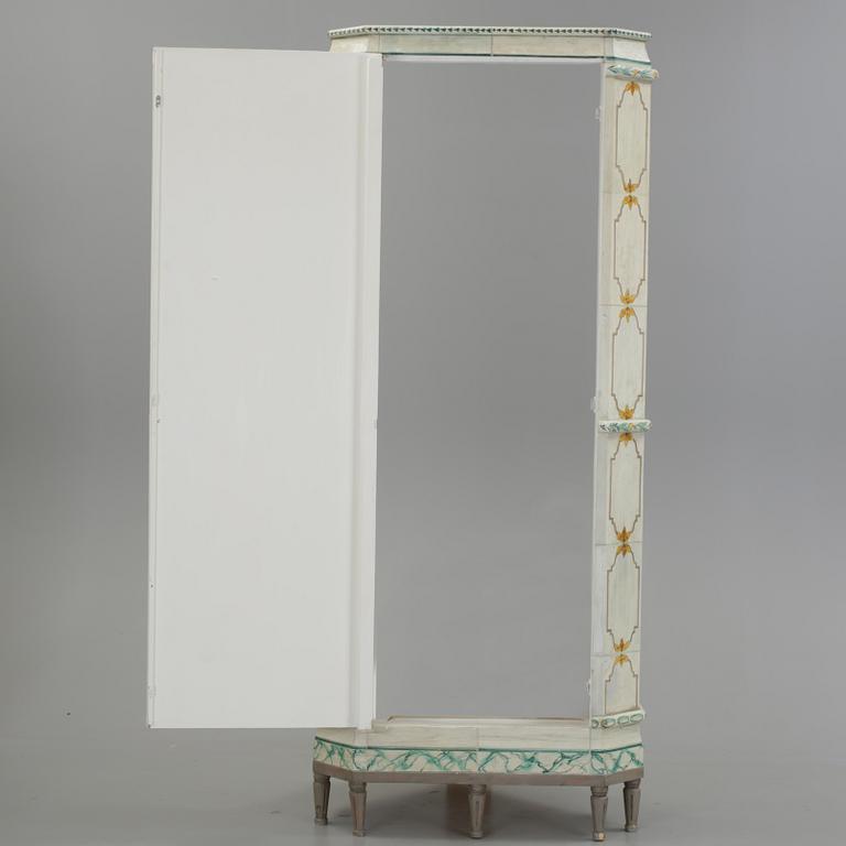 KAKELUGNSSKÅP, 1900-tal.