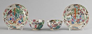 KOPPAR MED FAT, ett par, porslin, Kanton, Kina 1800-tal.