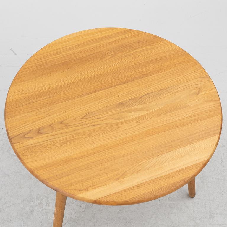 Jonas Lindvall, matbord, "Miss Tailor", Stolab. 2021.