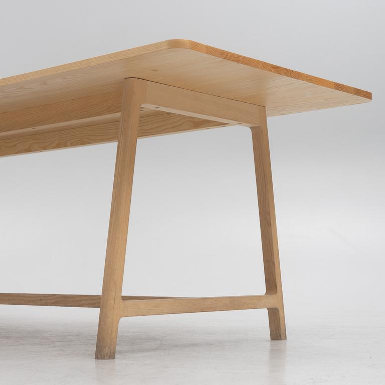 Jakob Jørgensen, dining table, "Frame", Hay, Denmark.