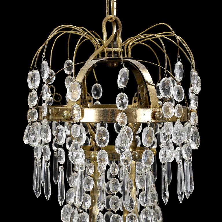 LJUSKRONA, Gustaviansk stil, 1900-talets första hälft. Höjd ca 60 cm.