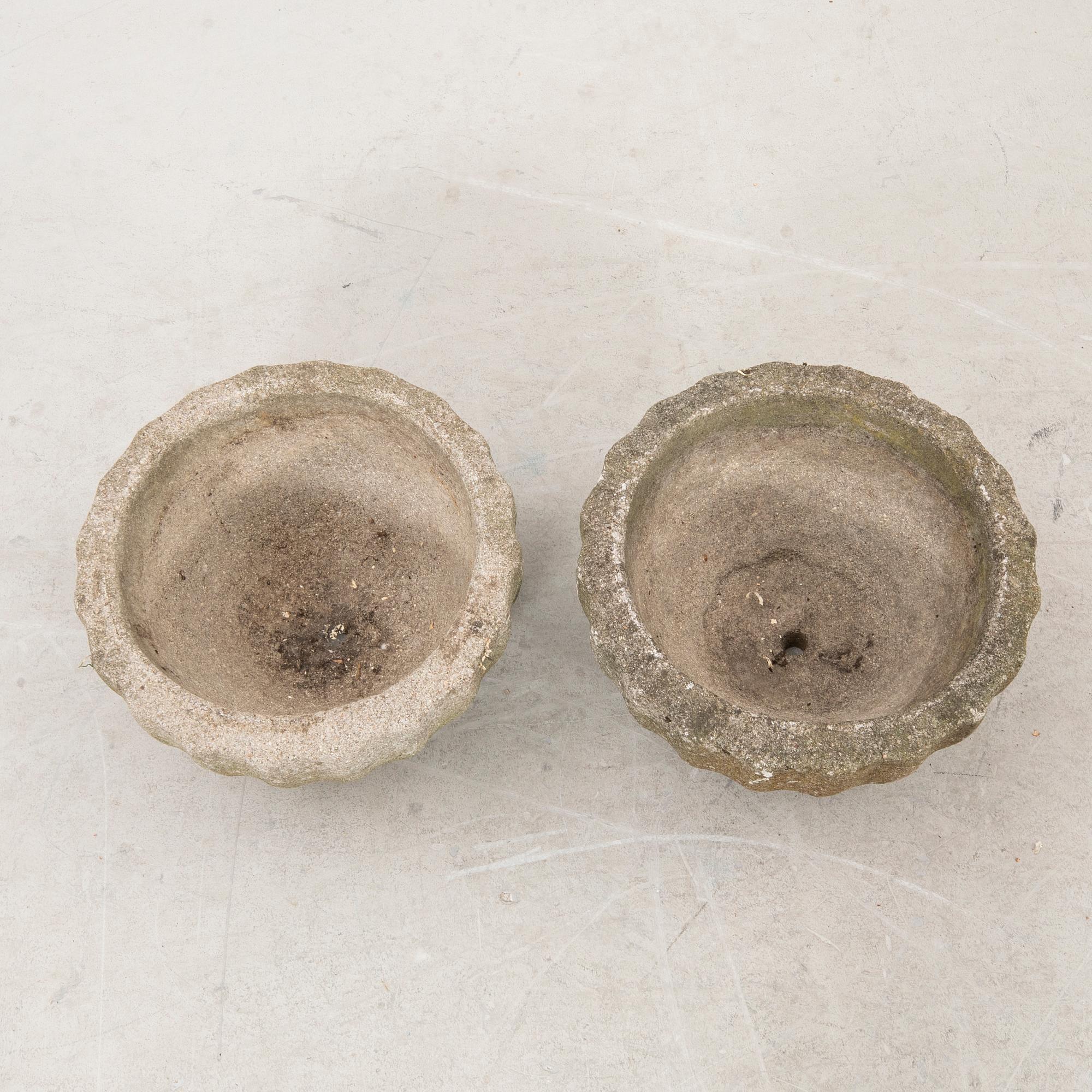 Trädgårdskrukor ett par Everöd 1900-talets mitt.