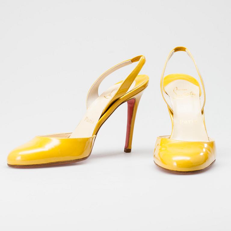 KENGÄT, "Matador", Christian Louboutin.