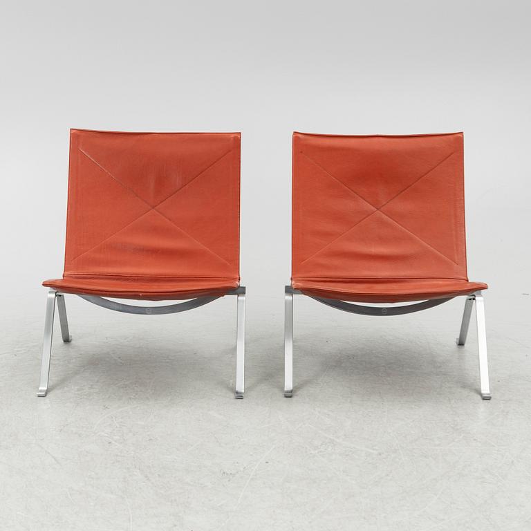 Poul Kjaerholm, fåtöljer, ett par, "PK 22", Fritz Hansen, Danmark, 1983.