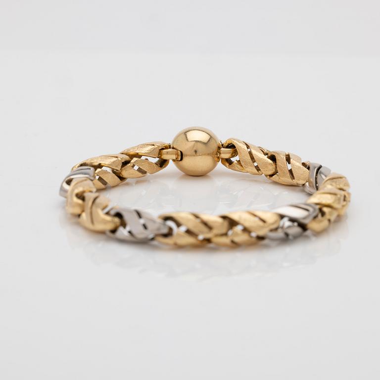 Armband 18k guld med en diamant, Per Borup Design, Danmark.