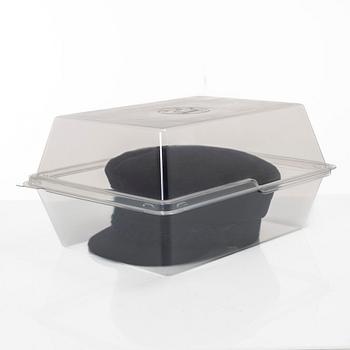 Chanel, vega cap/ship captain's cap, size M.