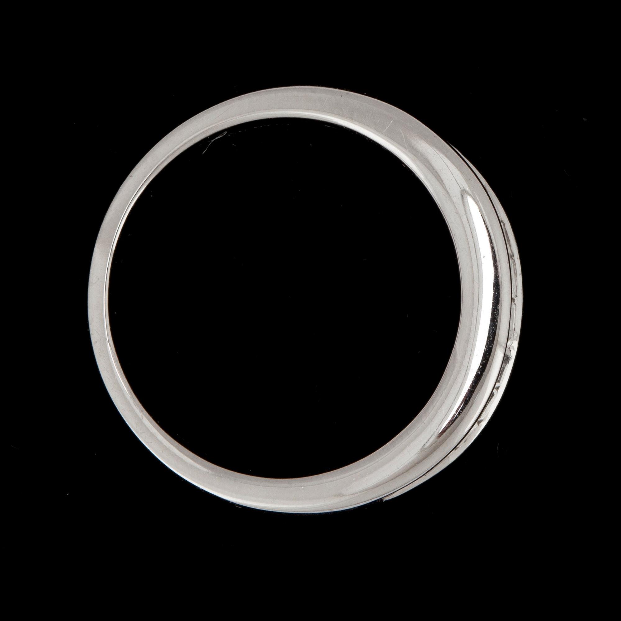 RING med baguetteslipade diamanter, 0.97 ct. Kvalitet ca H/ VS.