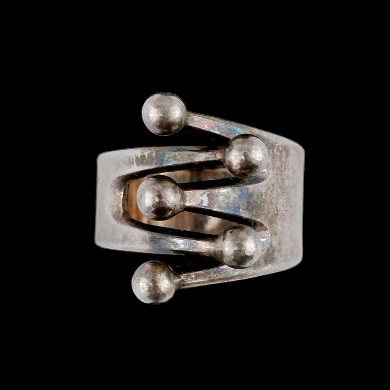 RING, silver, Åge, Norge, 1900-talets andra hälft. Vikt 10 g.