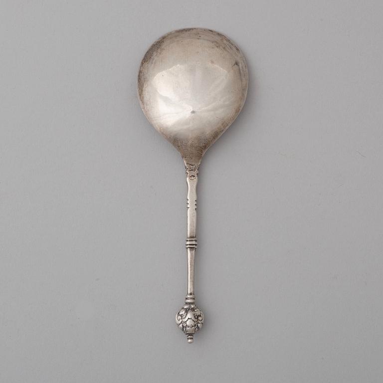 A Swedish 17th century silver spoon, mark of Nicolaus Brun, Västerås (1633-1662 (-68)).