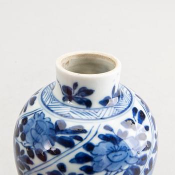 A set of three Chinese Kangxi/Kangxi-style and Qianlong cups, a saucers and a vase 18th/19th century porcelain.