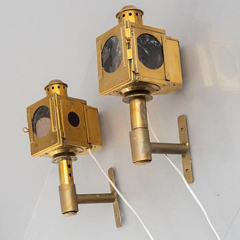 Vagnslyktor, ett par, omkring år 1900.