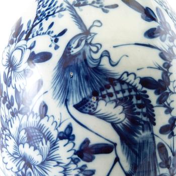 A blue and white Chinese vase, 20th century.