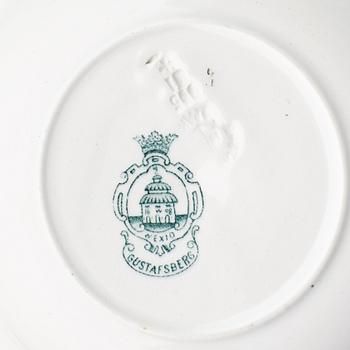 A Gustafsberg 'Weixö' part dinner service.