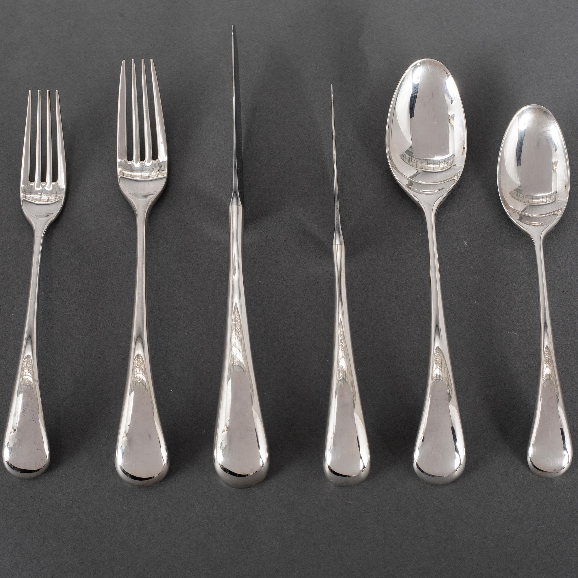 VIVIANNA TORUN BÜLOW-HÜBE, 72 pieces of silver plated flatware from Dansk International Design Ltd. Designed in 1986.