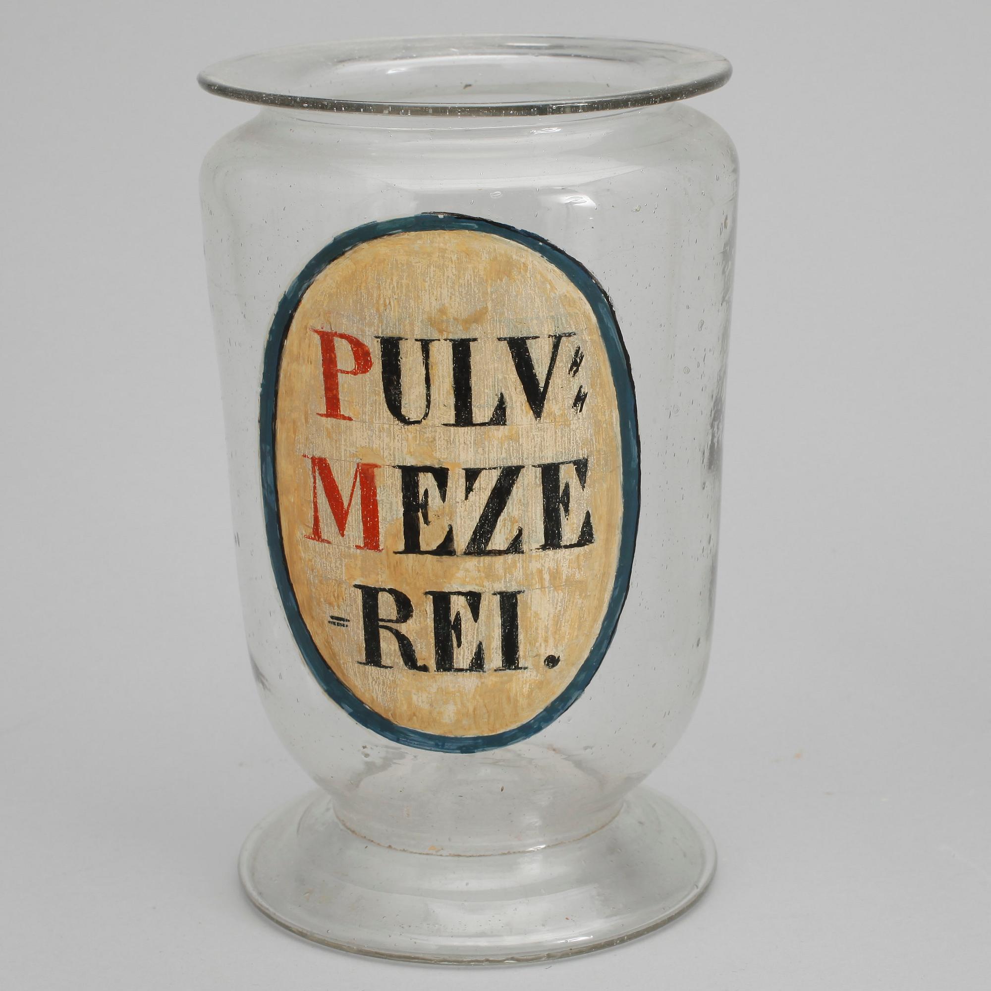 APOTEKSKRUS, två stycken, glas. 1800-tal.