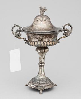 SOCKERSKÅL, silver, Olof Pehr Hallberg, Kalmar, 1837. Vikt 777.