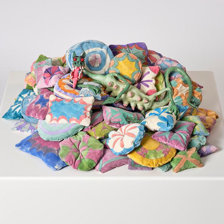 Nathalie Djurberg & Hans Berg, "Dragon on Pillows".