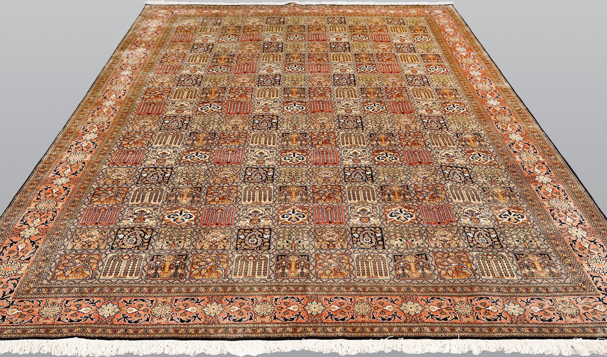 Matta, silke från Kashmir, ca 313 x 212 cm.