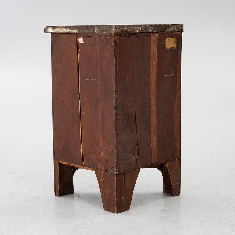 A pair of corner cabinets, Directoire, France, circa 1800.