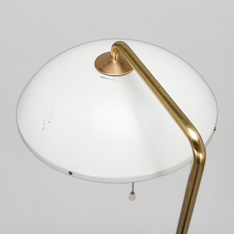 Alvar Aalto,  ’A811' floor light for Valaistustyö.