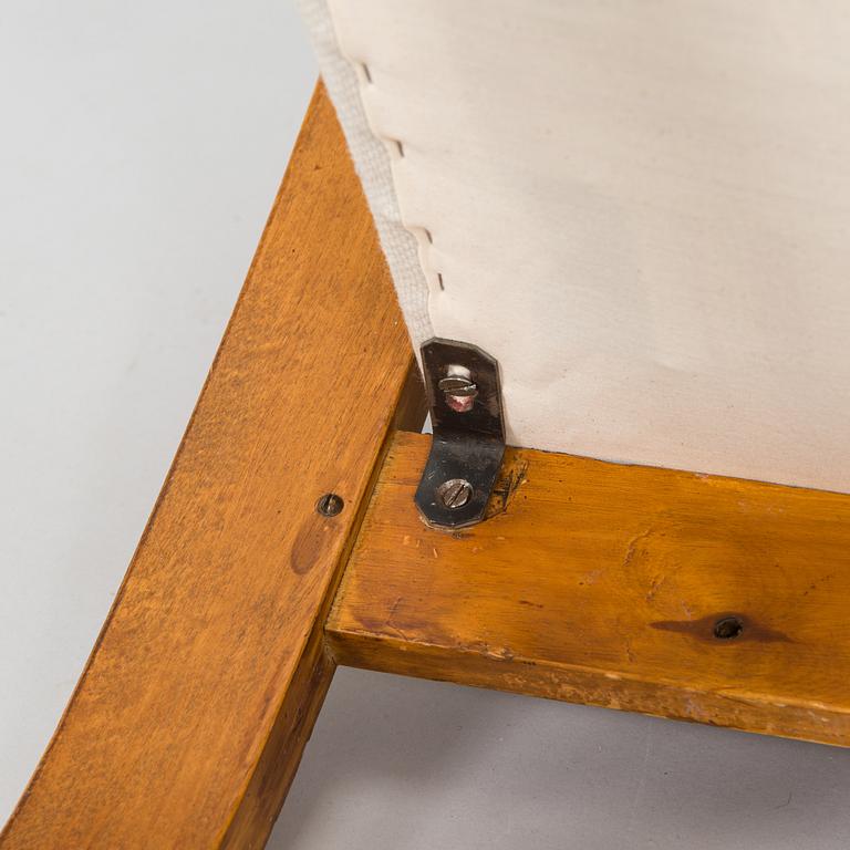Alvar Aalto, A 1930/1940s armchair, model 36, for O.Y Huonekalu- ja Rakennustyötehdas A.B.