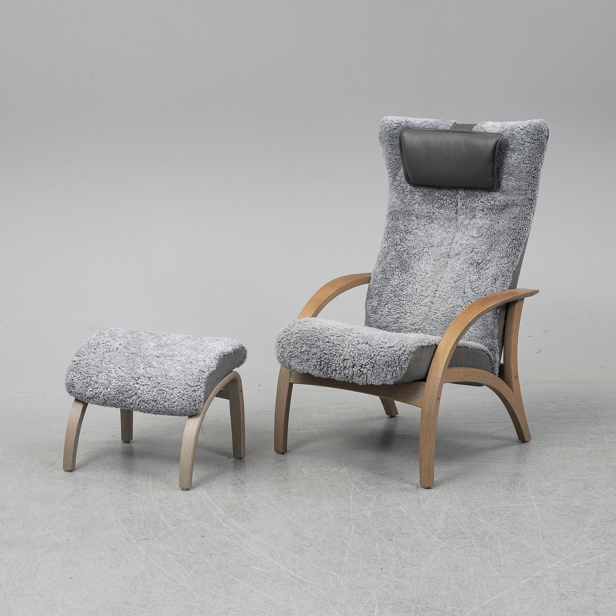 A 'Delta Adventure' easy chair with foot rest, Brunstad, Norge.