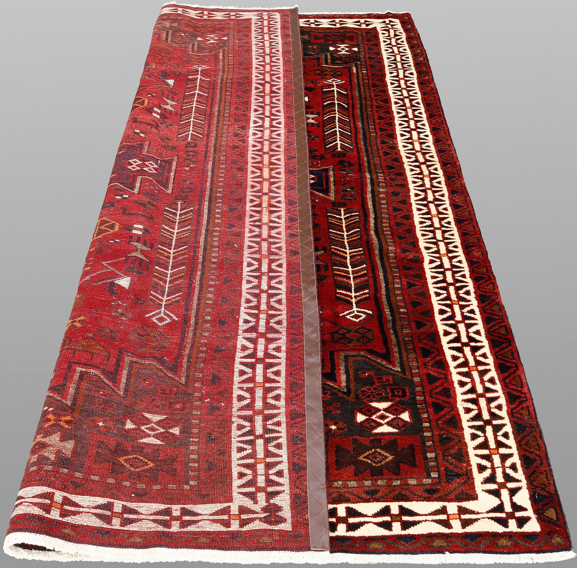 A Lori rug, c. 262 x 180 cm.