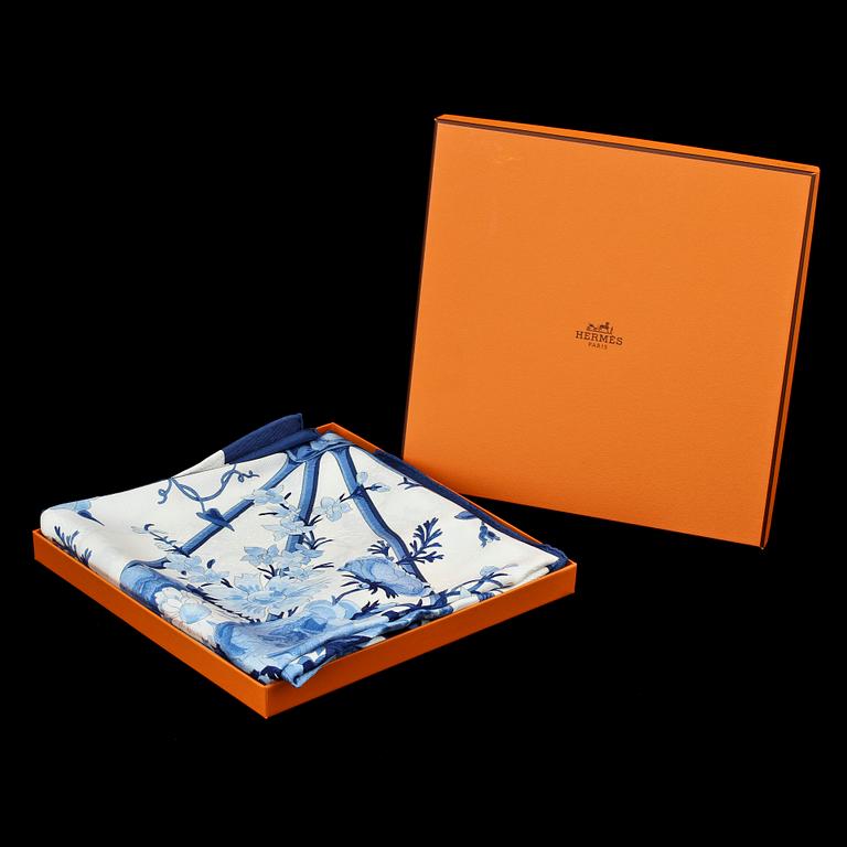 SCARF, jacquardvävt silke, "Romantique", Maurice Tranchant, Hermès, Paris.
