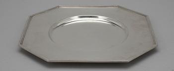 HOPEALAUTASTA, 12 kpl, sterling hopeaa. Lantz Tukholma 1973. Kokonaispaino n. 8,9 kg.