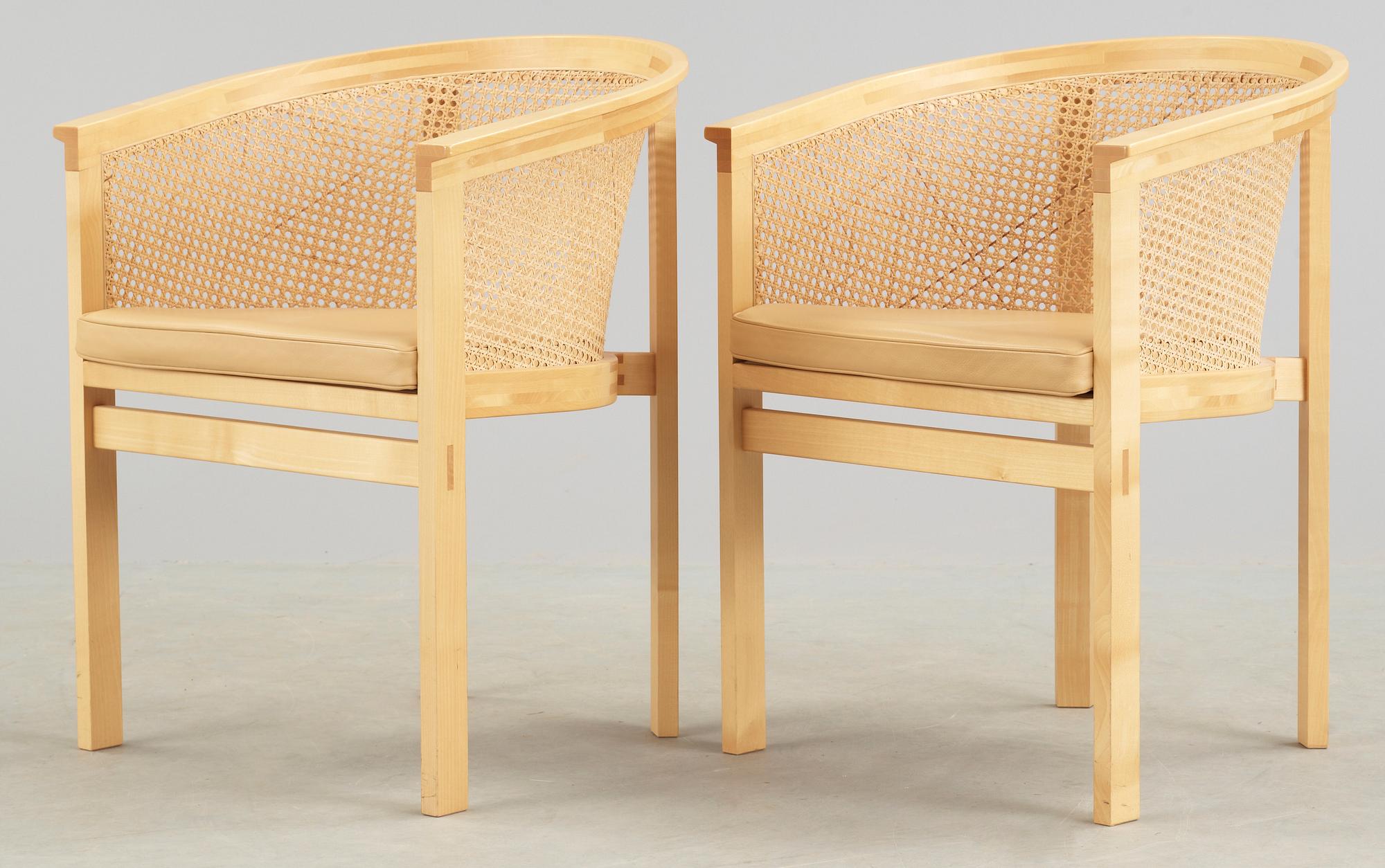 FÅTÖLJER, ett par, ur "Konge-serien", Rud Thygessen & Johnny Sörensen för Bolium, 1900/2000-tal.