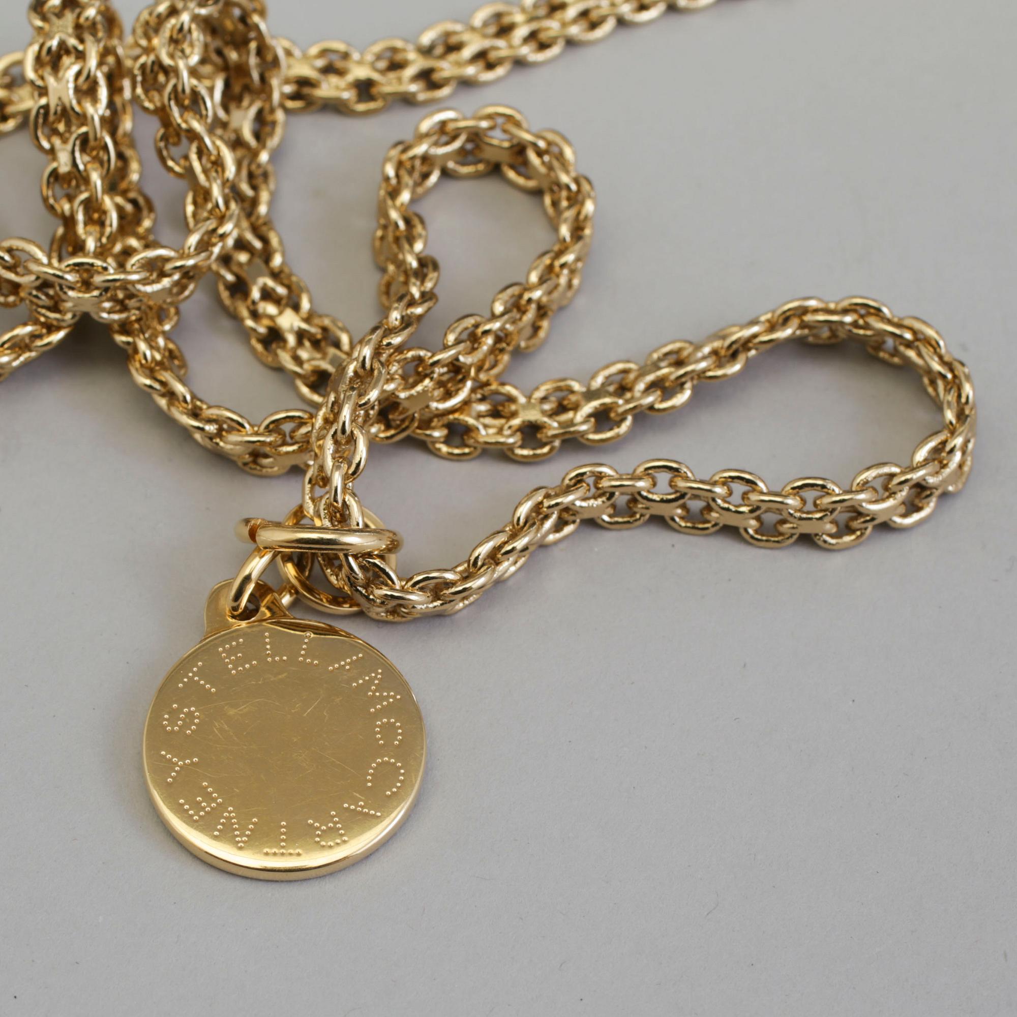 A bag by Stella Mc Cartney.