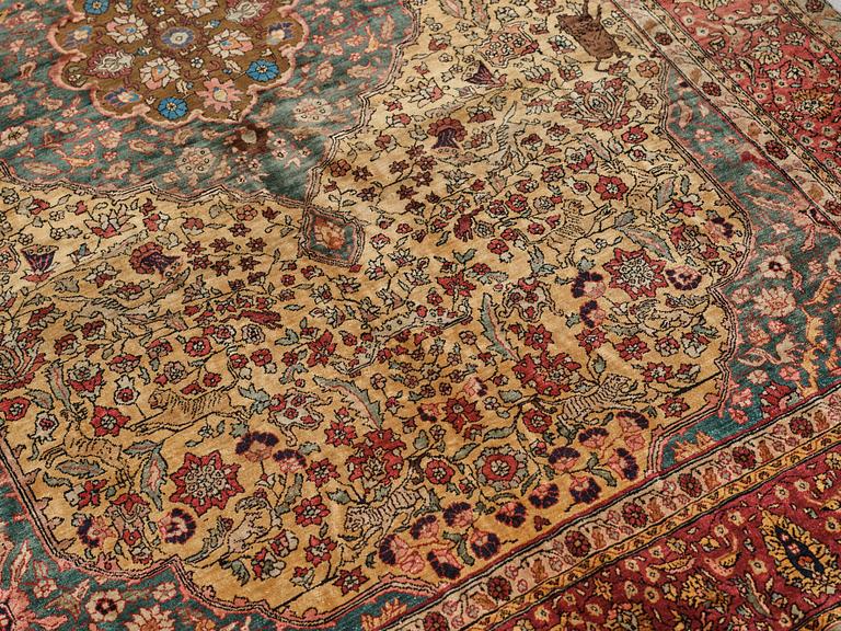 Matto, a semi-antique silk Turkish with metal brocade, ca 194-195 x 127,5-132,5 cm.