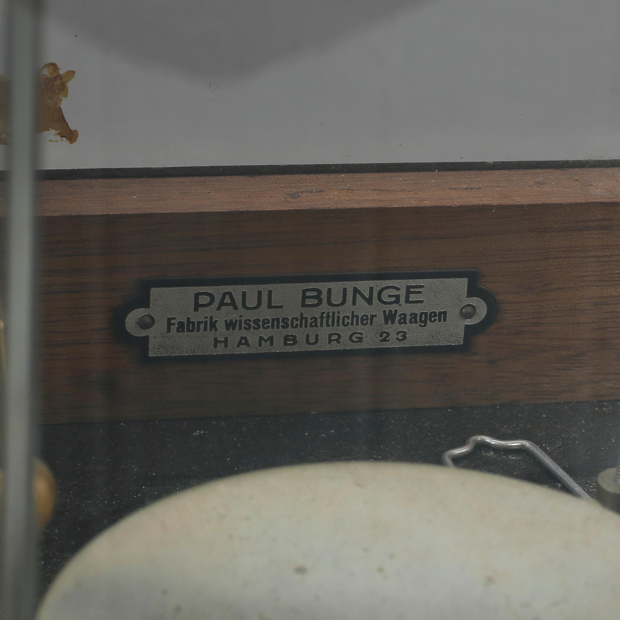 APOTEKSVÅG, 1900-talets första hälft.