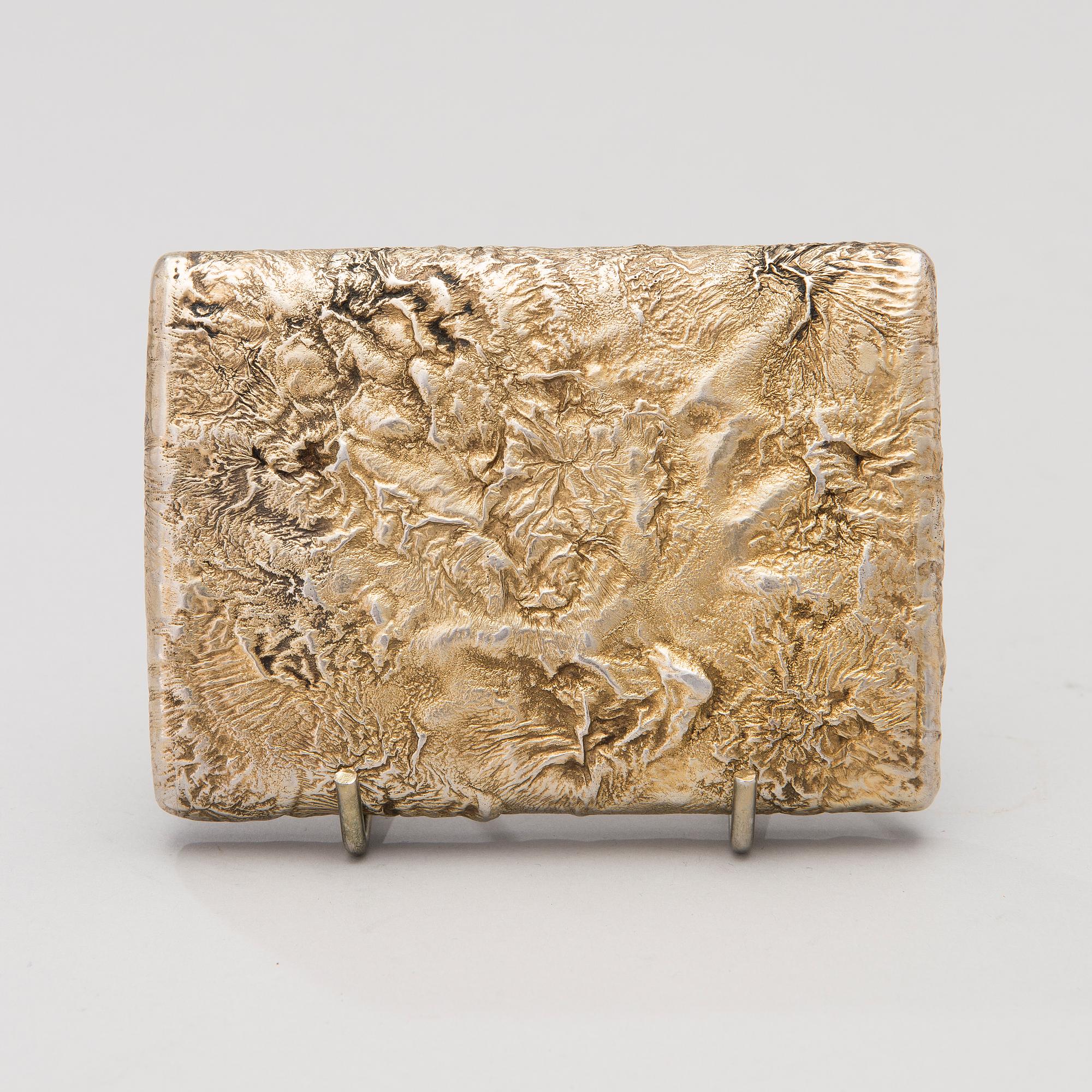 A silver gilt cigarette case by Ivan Katorskij, Saint Petersburg 1896-1908.