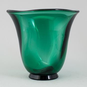 SIMON GATE, a 1930s glass vase for Orrefors, Sweden.