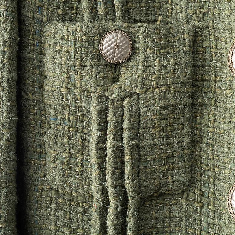 Chanel, A green bouclé jacket, french size 34.